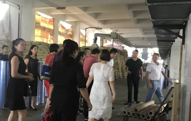 熱烈歡迎佛山市河南省商會(huì)領(lǐng)導(dǎo)蒞臨廣一塑薄膜有限公司參觀指導(dǎo)工作！