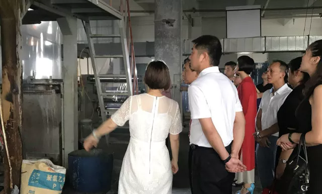 熱烈歡迎佛山市河南省商會(huì)領(lǐng)導(dǎo)蒞臨廣一塑薄膜有限公司參觀指導(dǎo)工作！